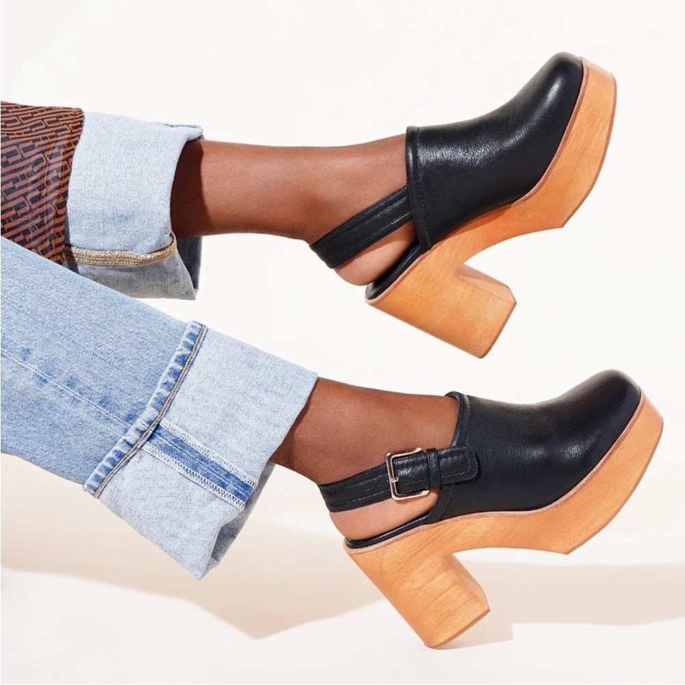 NIB Charlotte Stone 70s style Bonnie Clogs